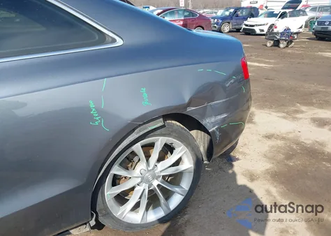 2013 Audi A5 2.0T Premium из США, поврежденный, VIN WAULFAFR9DA062470